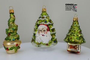 (A1) 1197-3 skleněné ozdoby vánoční stromečky 10x7 cm tři druhy - 3 ks